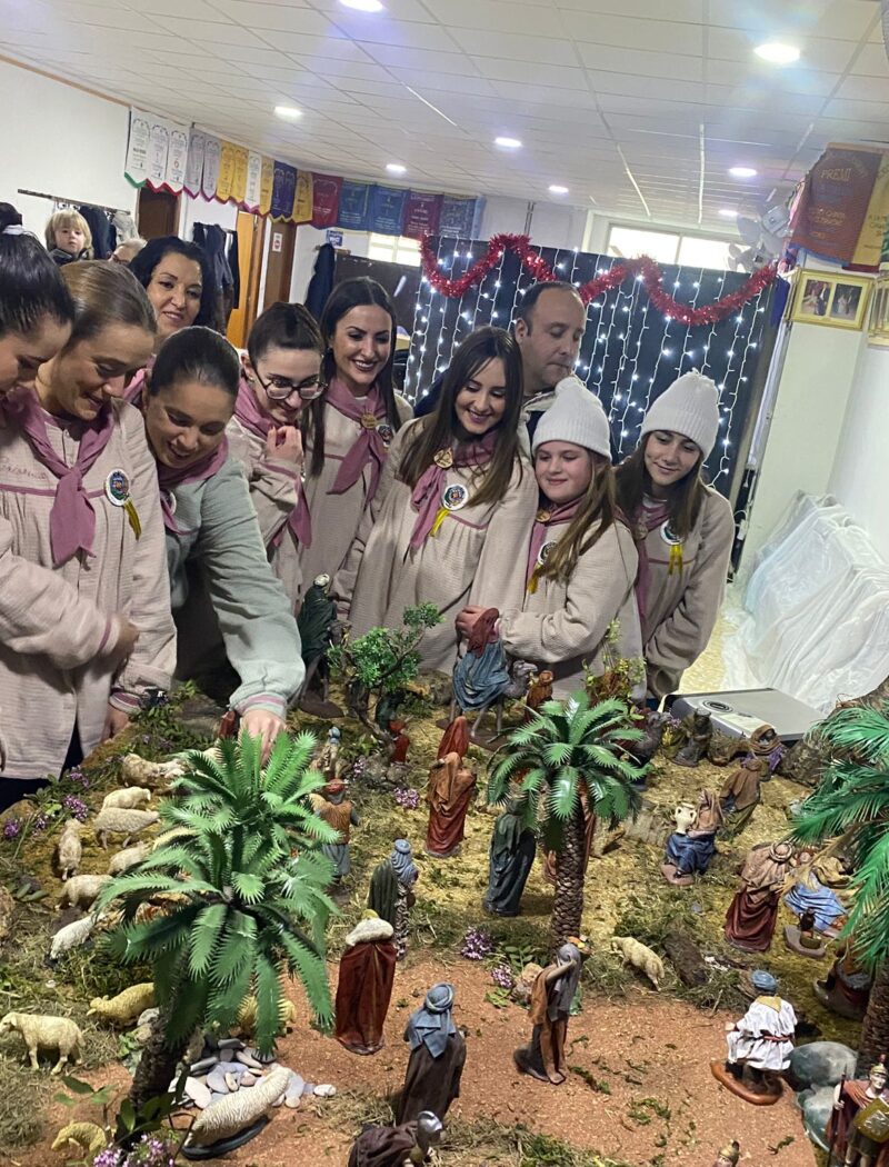 FJFS celebra la visita de betlems i Reis Mags.